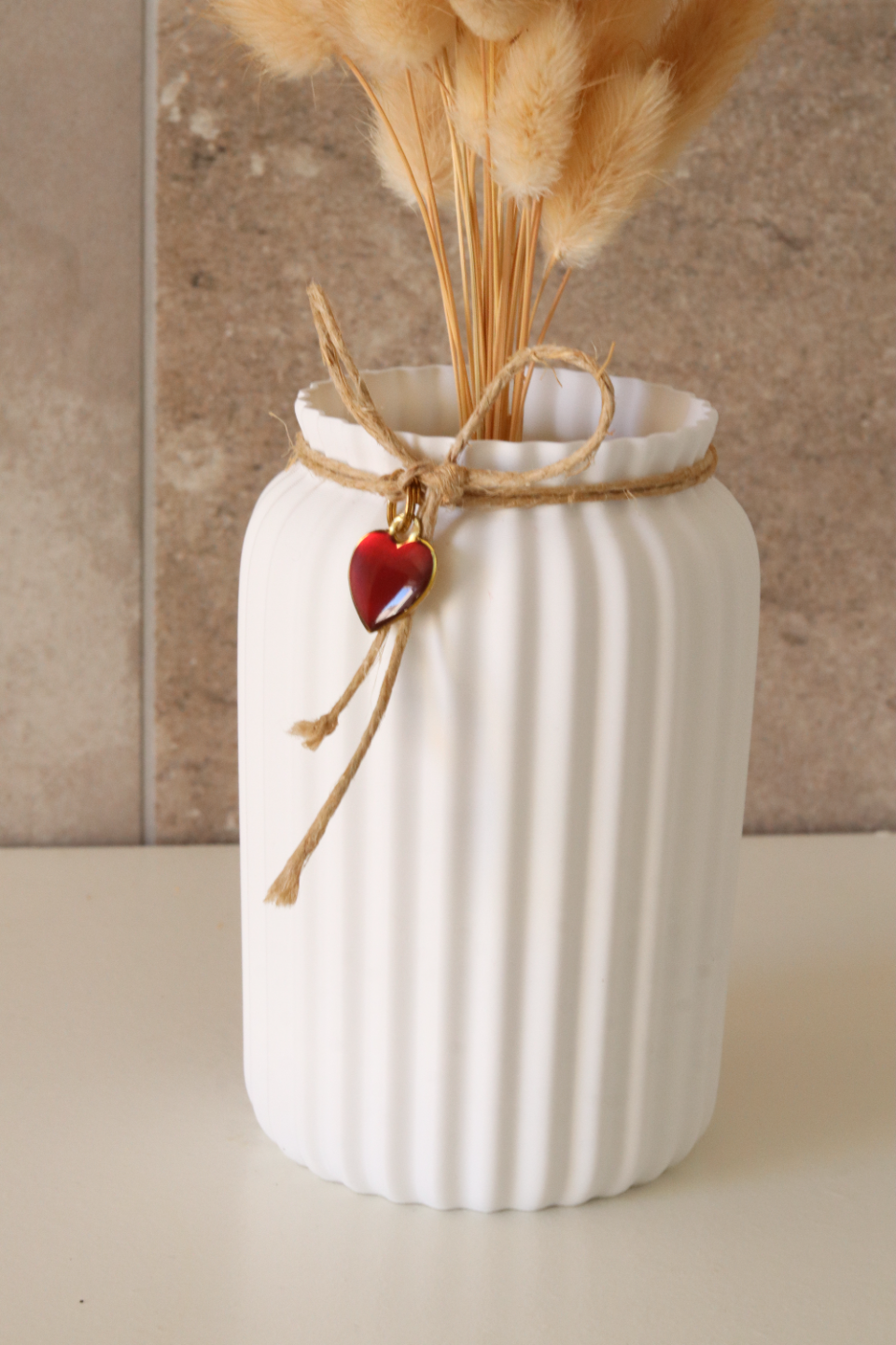 Minimal Refined Flower Vase, Japandi Home Decor, Essenza