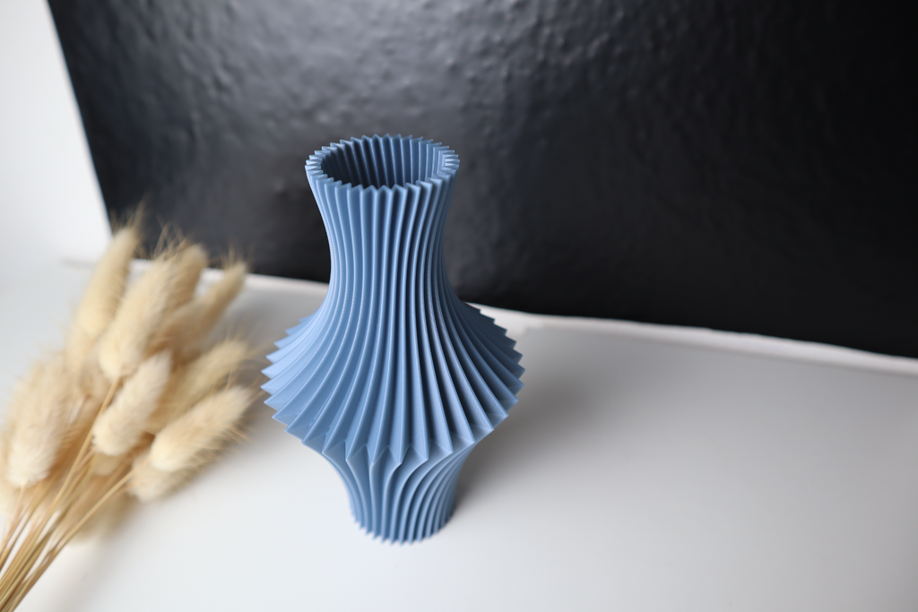 Structured Structured Flower Vase, Scandinavian Home Decor, Rocca