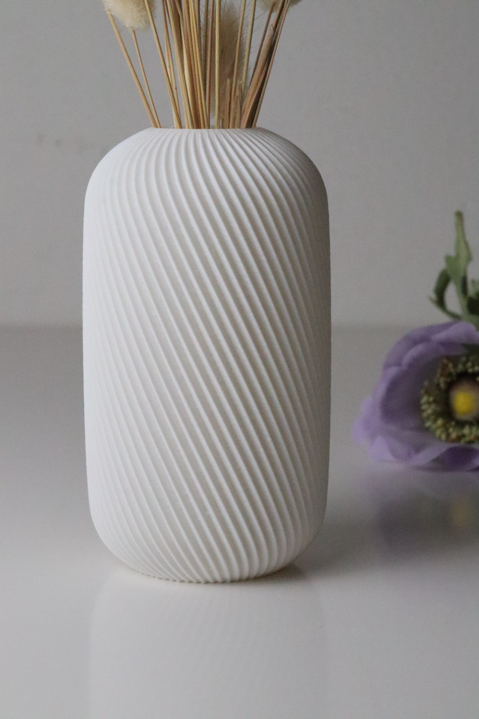 Modern Minimalist Flower Holder, Contemporary Shelf Accent, Pura