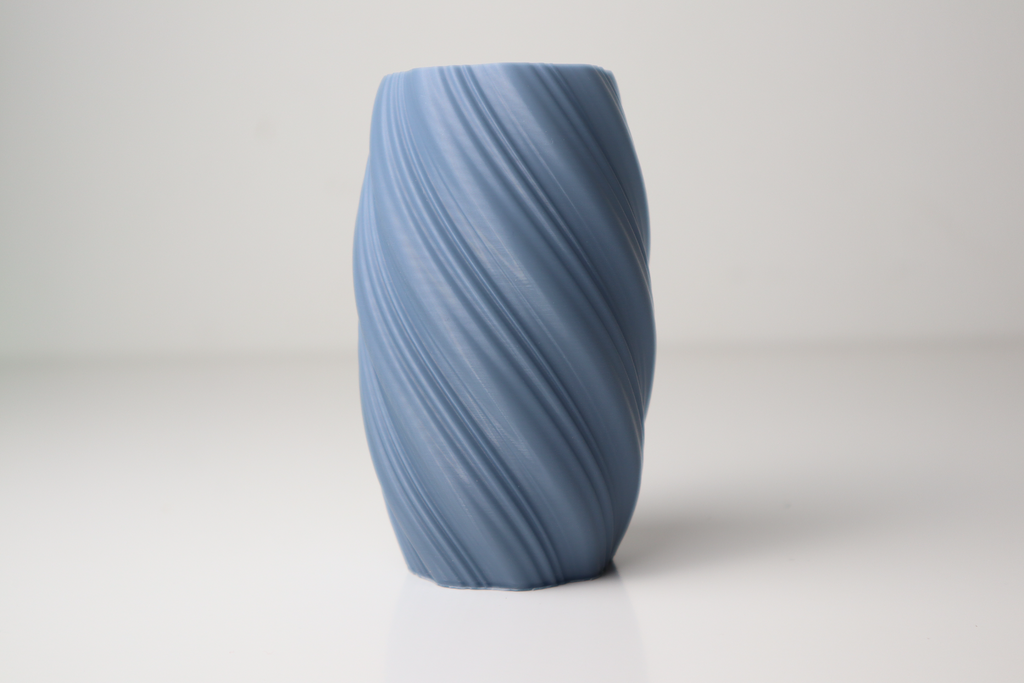 Smooth Elegant Flower Holder, Minimalist Shelf Accent, Suave
