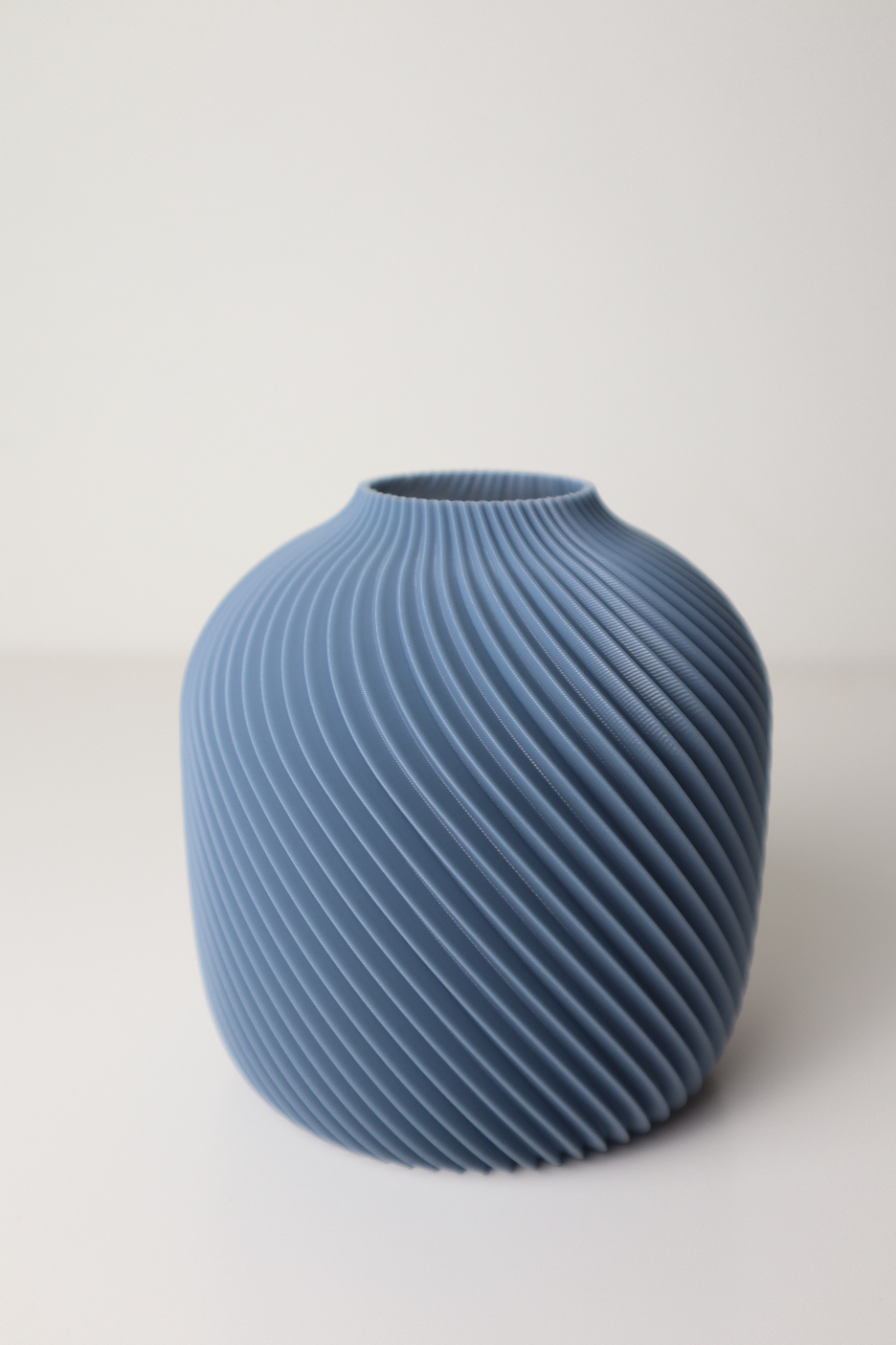 Compact Precise Flower Vase, Minimalist Home Decor, Micro